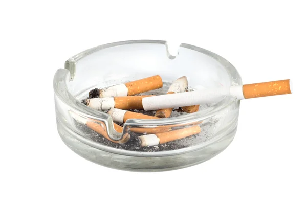 Posacenere e sigarette primo piano — Foto Stock
