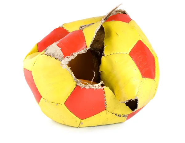 Velho futebol esfarrapado — Fotografia de Stock