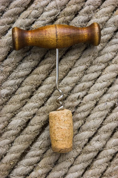 Corkscrew com uma rolha — Fotografia de Stock