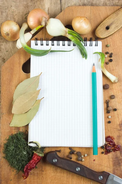 Jegyzetfüzet, hogy írjon receptek, fűszerek — Stock Fotó