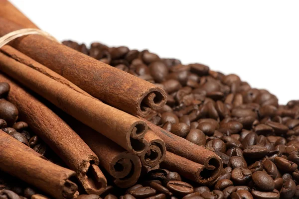 stock image cinnamon sticks and coffee beans