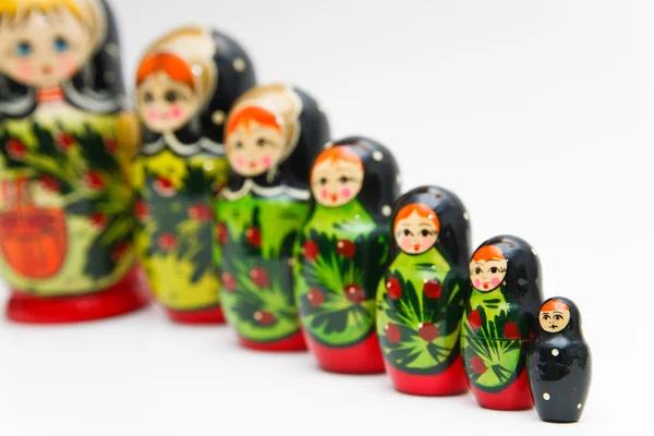Muñeca rusa matryoshka sobre fondo blanco —  Fotos de Stock