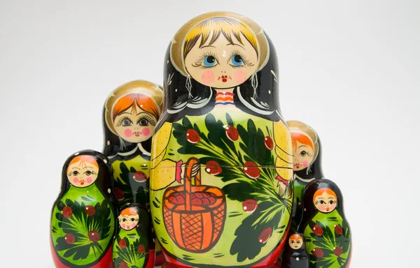 Muñeca rusa matryoshka sobre fondo blanco — Foto de Stock