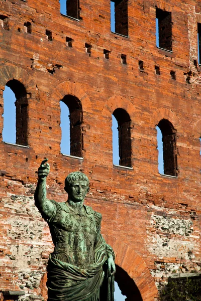 Statua Cesare Augusto Torino Italia Concetto Leadership — Foto Stock