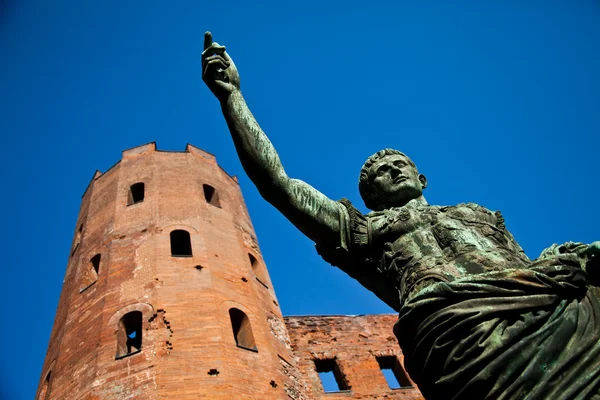 Estátua Cesare Augustus Torino Itália Conceito Liderança — Fotografia de Stock