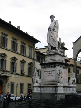 Monument to Dante Alighieri clipart