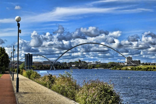 modern sonsuzluk üzerinde Kuzey İngiltere ' tees stockton köprü