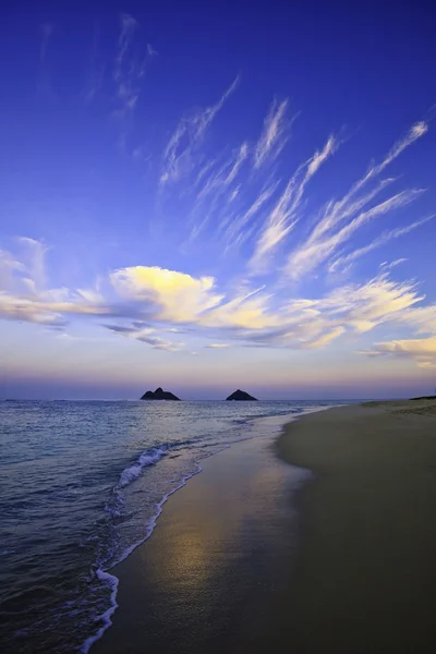 夕暮れのビーチ lanikai ビーチ — ストック写真
