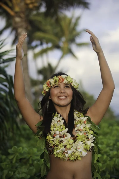 Portrait Hawaiian Hula Dancer Wearing Flower Lei — Stock Photo, Image