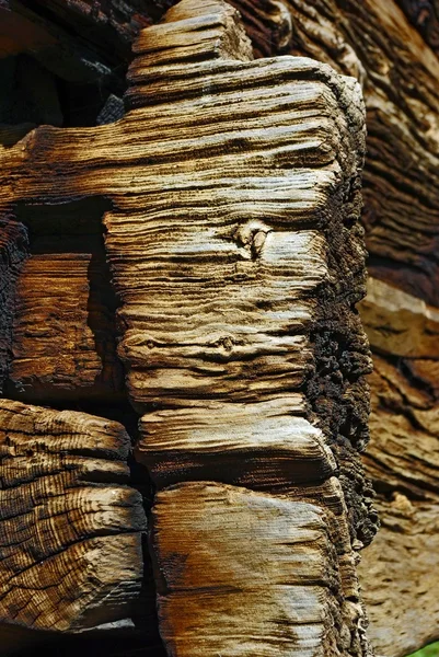 Angolo di antica casa in legno Fotografia Stock