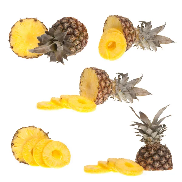 Hele en halve ananas — Stockfoto