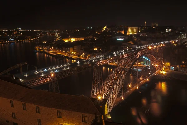 Dom Luis Γέφυρα Σιδήρου Στο Πόρτο Φωτίζονται Κατά Σούρουπο Πορτογαλία — Φωτογραφία Αρχείου