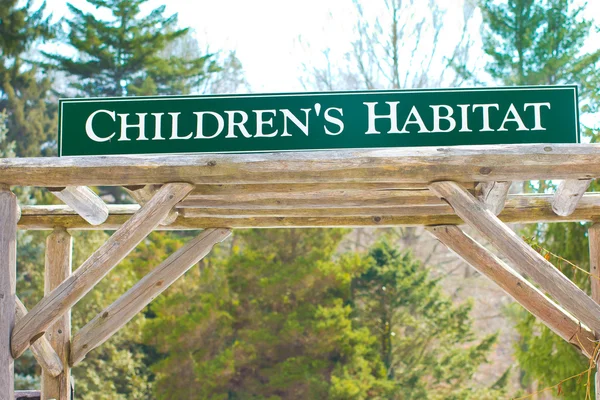 Panneau Habitat pour enfants — Photo