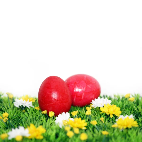 Dos huevos rojos de Pascua —  Fotos de Stock