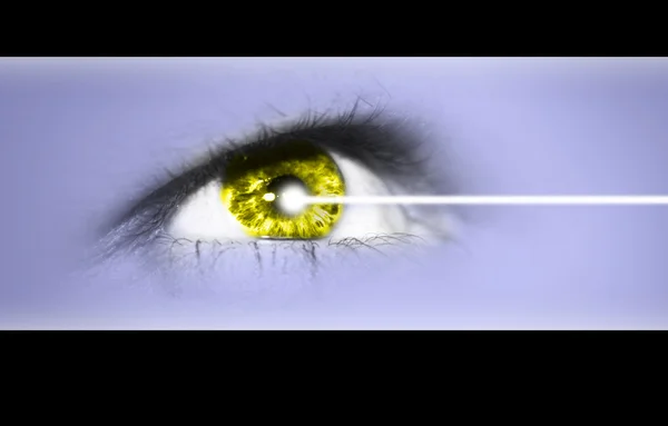 Лазерное управление глазами — стоковое фото