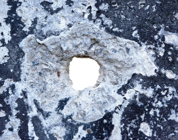 콘크리트에 구멍 — 스톡 사진