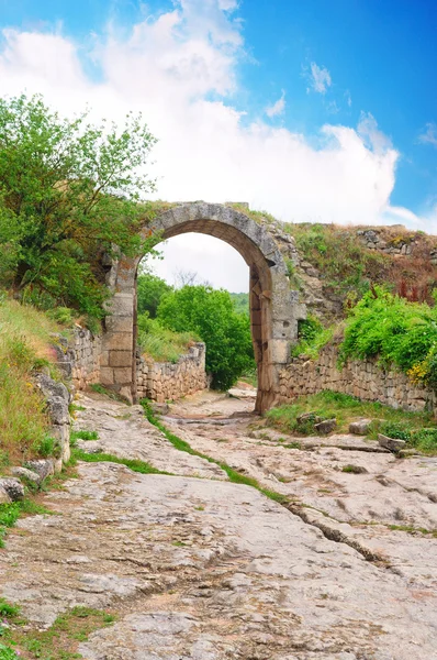 Antica strada romana in montagna — Foto Stock