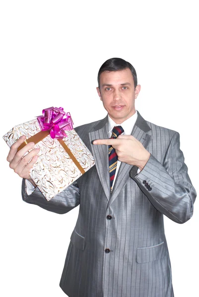 Muž dává dárek — Stock fotografie