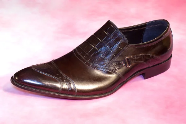 Elegantes Modell von Männerschuhen — Stockfoto