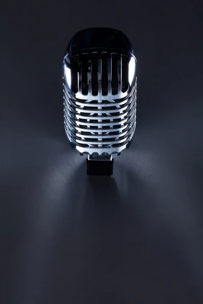 Ρετρό μικρόφωνο — Φωτογραφία Αρχείου