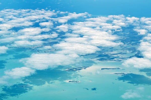 Πετώντας πάνω από τις Μπαχάμες. — Φωτογραφία Αρχείου