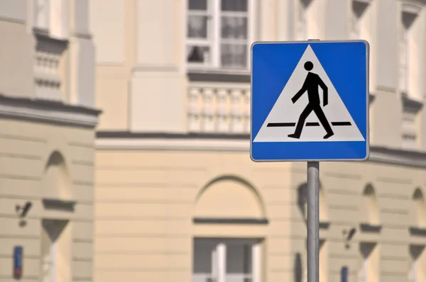 Fußgängerüberweg-Schild. — Stockfoto