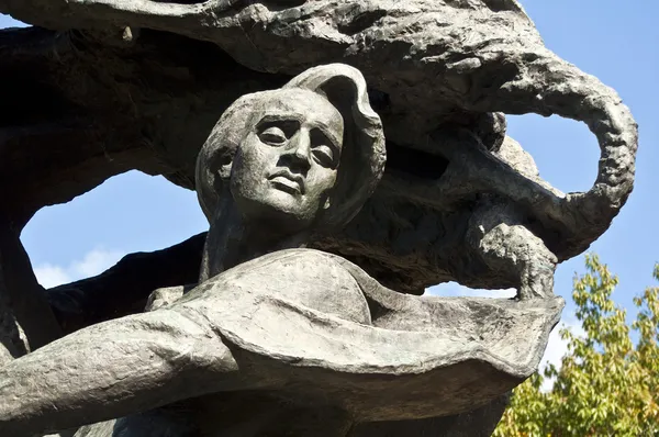 Monumento Frederic Chopin Buscando Inspiração Sob Salgueiro Varsóvia Polônia — Fotografia de Stock