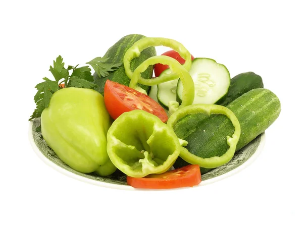 Assiette avec légumes frais.Isolé . — Photo