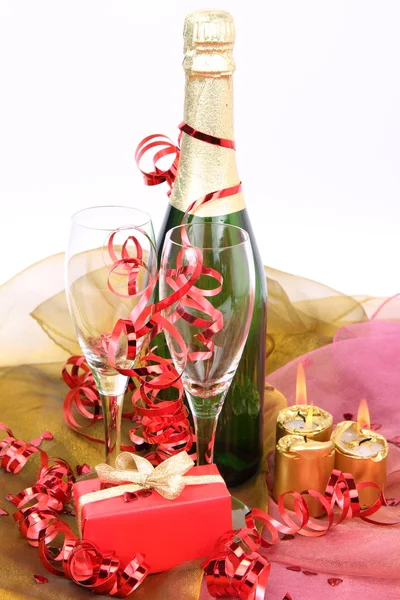 Champagne e bicchieri — Foto Stock