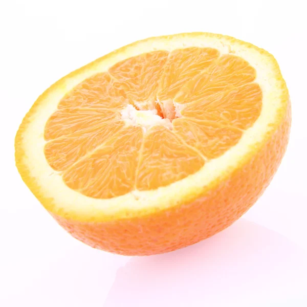 Μισό ένα πορτοκάλι — Φωτογραφία Αρχείου