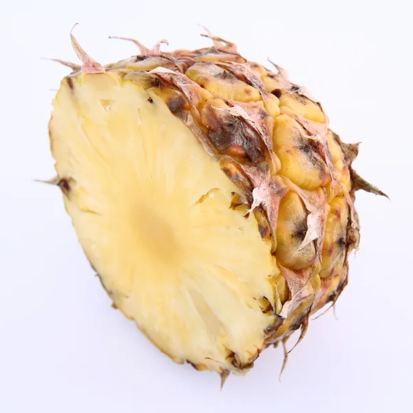 Połowa z ananasa — Zdjęcie stockowe