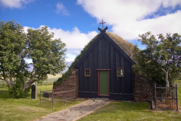 Starý dřevěný kostel na Islandu v vidimyri. — Stock fotografie