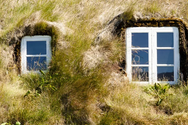 Iki tipik pencere - İzlanda — Stok fotoğraf