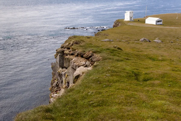 Latrabjarg-冰岛上的灯塔 — 图库照片