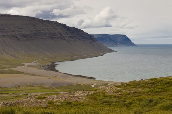 Vista sobre Latrabjarg - Islandia — Foto de Stock