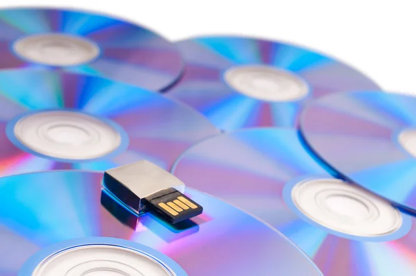 Hromada dokonalé disků s malou pendrive — Stock fotografie