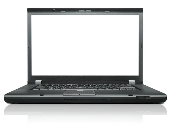Laptop aislado en blanco con pantalla en blanco - vista frontal —  Fotos de Stock