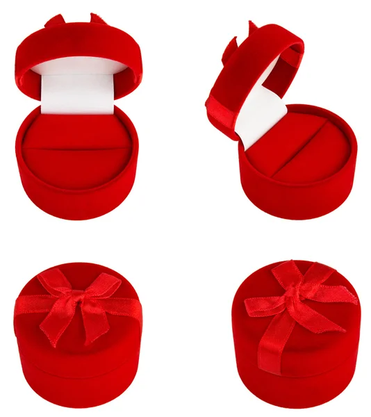 Set roter Geschenkboxen aus Samt für Schmuck. — Stockfoto