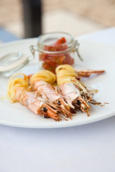 Assiette de crevettes — Photo