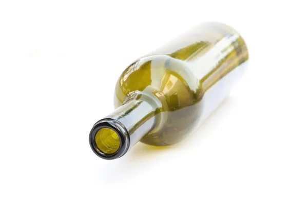 Garrafa de vinho como fundo isolado branco — Fotografia de Stock