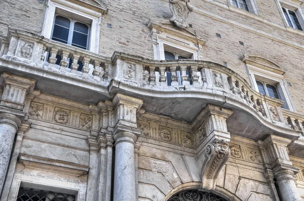 Compagnoni-Marefoschi Palace. Macerata. Marche. — Stockfoto