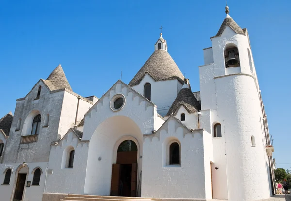 Iglesia de San Antonio Trullo. Alberobello. Apulia . — Foto de Stock