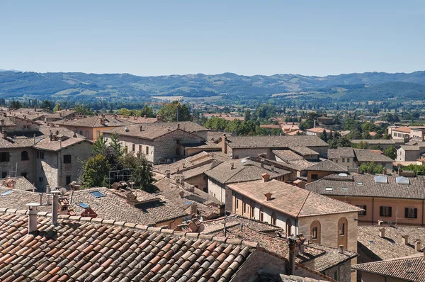 Panoramisch zicht van gubbio. Umbrië. — Stockfoto