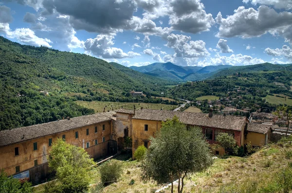 Panoramatický pohled ze Spoleta. Umbrie. — Stock fotografie