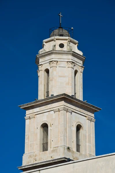 St. maria assunta klokkentoren. Sannicandro di bari. Apulië. — Stockfoto