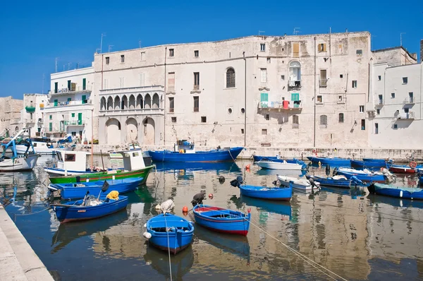 Puerto turístico de Monopoli. Apulia . — Foto de Stock