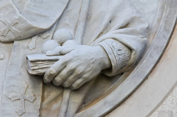 圣尼古拉雕像的详细信息. — 图库照片