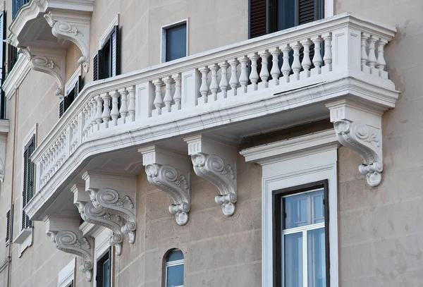 Historiska balkong. — Stockfoto