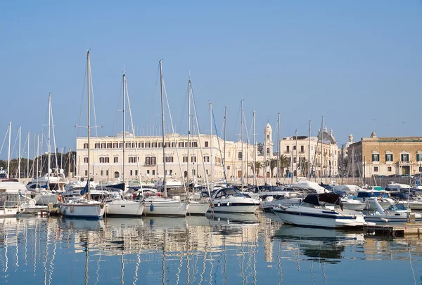 Panoramautsikt över trani seaport. Apulien. — Stockfoto