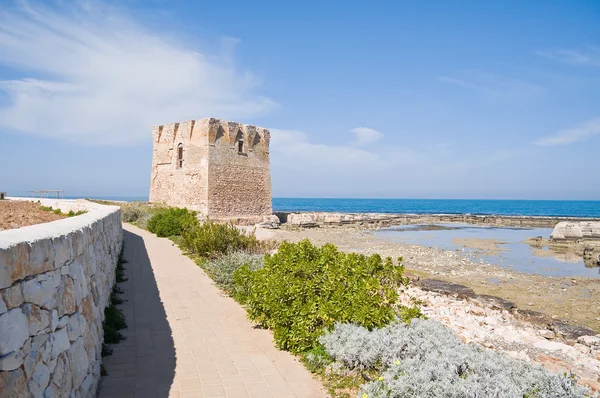 Pozorování věž. Polignano mare. Apulie. — Stock fotografie